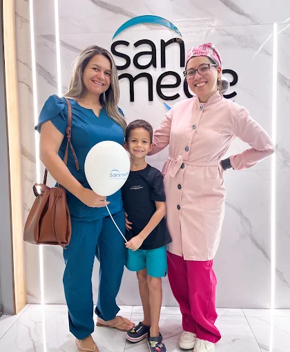 Família Sanmede 💙 — Sanmede Kids, odontopediatria em Manaus Família atendida na clínica de odontopediatria infantil Sanmede Kids em Manaus